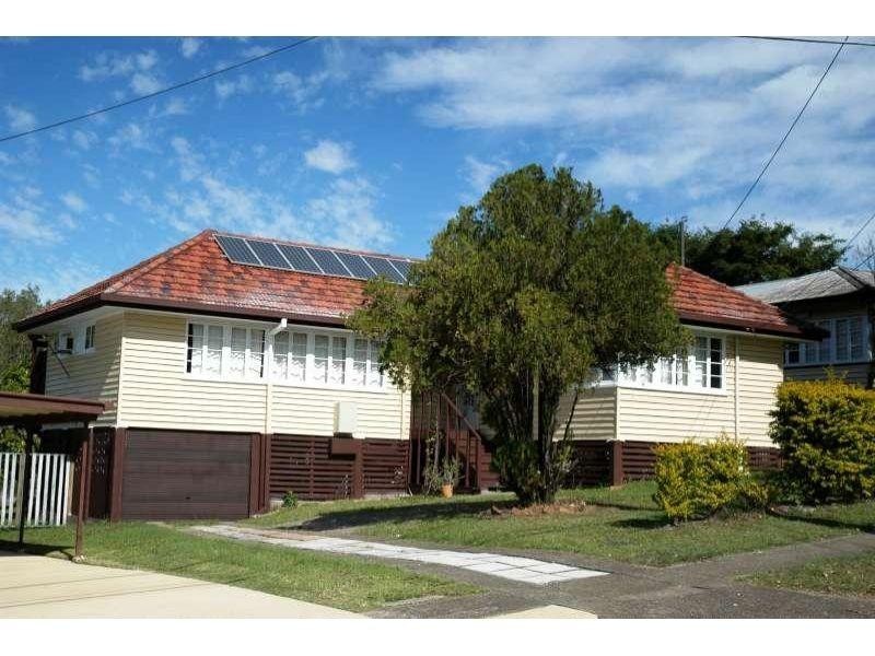 141 Stanley Road, Camp Hill QLD 4152