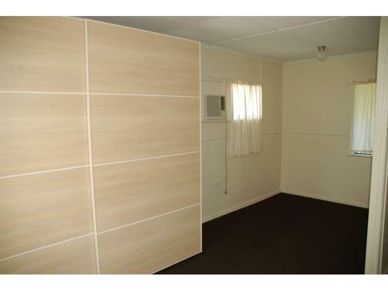 141 Stanley Road, Camp Hill QLD 4152