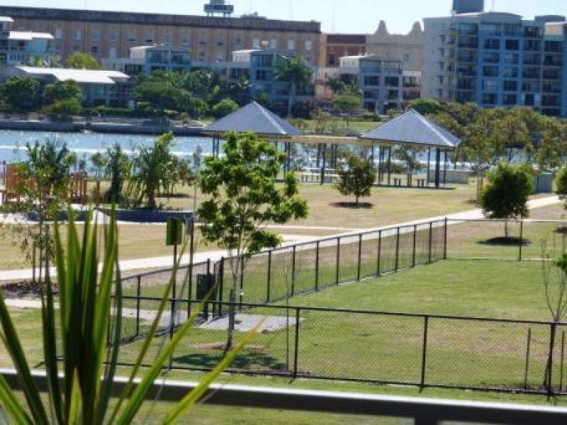 25/18 Riverbend Place, Bulimba QLD 4171