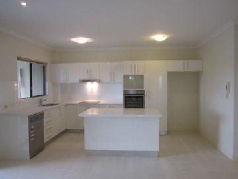 11/110 Pashen Street, Morningside QLD 4170