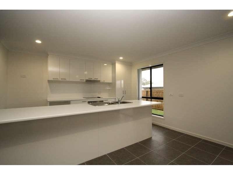 12 Prestige Drive, Marsden QLD 4132