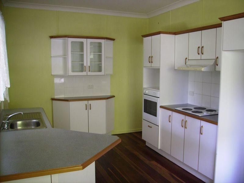 70 Sydney Avenue, Camp Hill QLD 4152