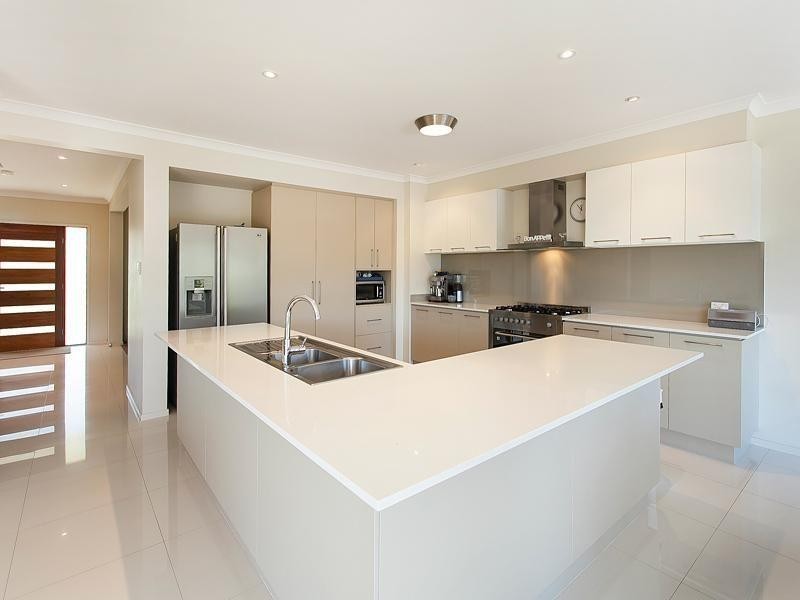 27 Ellington Street, Tarragindi QLD 4121