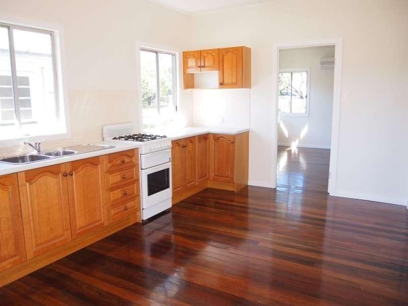 36 Mar Street, Holland Park QLD 4121