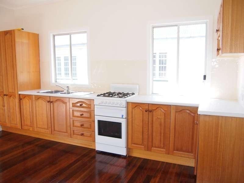 36 Mar Street, Holland Park QLD 4121