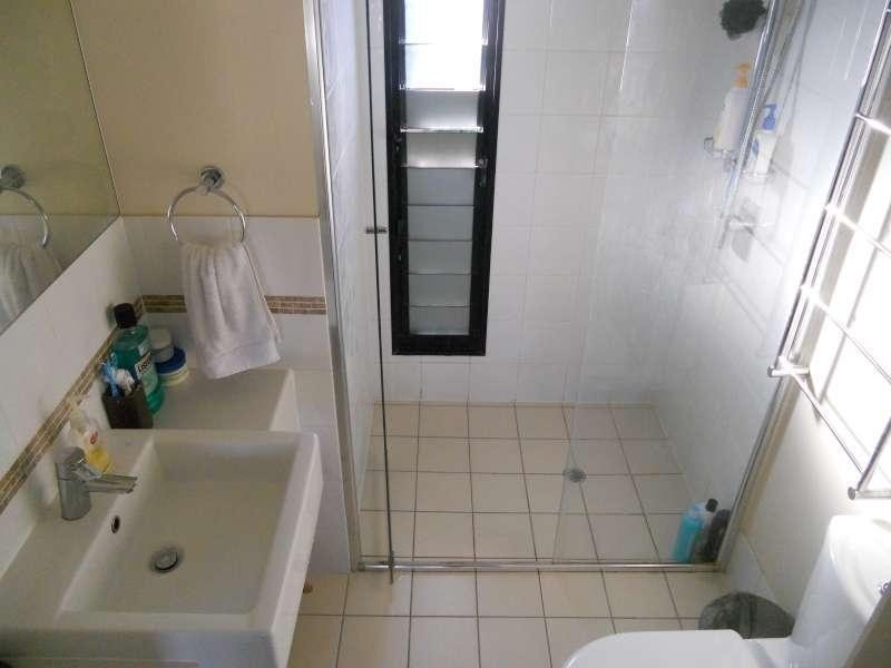 2/96 Railway Parade, Norman Park QLD 4170