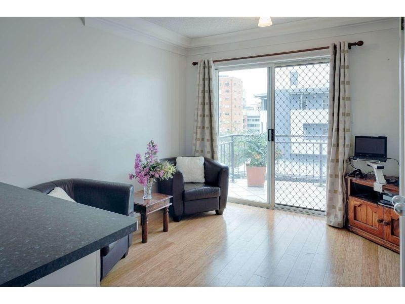 7/446 Main Street, Kangaroo Point QLD 4169