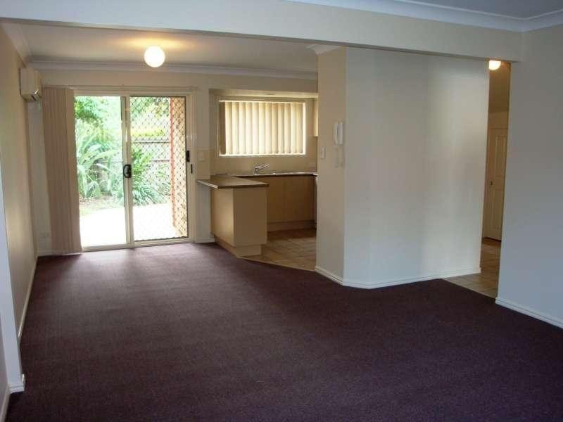 2/96 Formby Street, Calamvale QLD 4116
