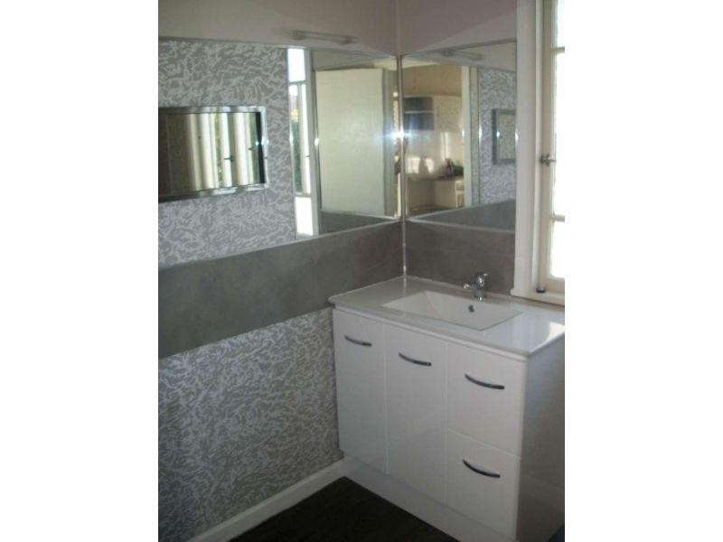 56 Salisbury Street, East Brisbane QLD 4169