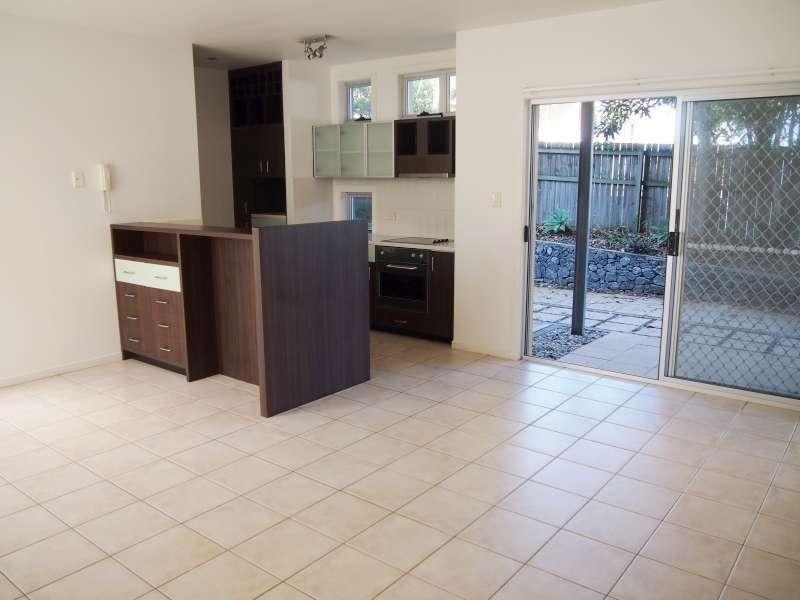 6/57 Shakespeare Street, Coorparoo QLD 4151