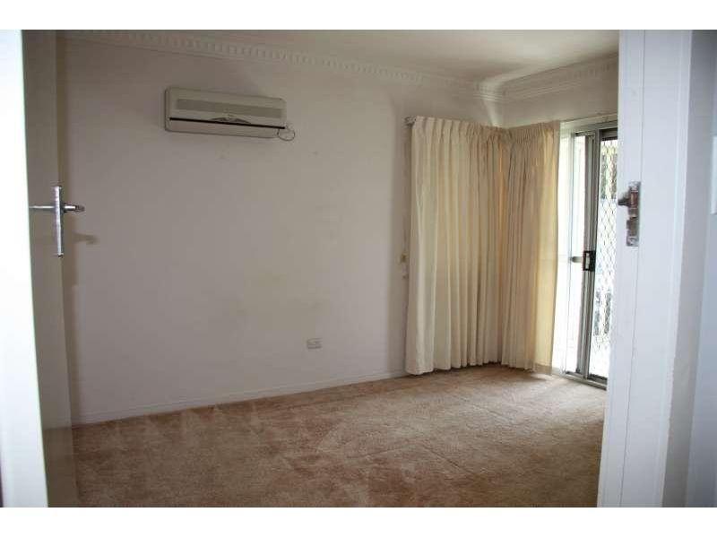 39 Headfort Street, Greenslopes QLD 4120