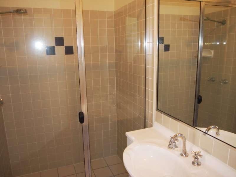 2/83 Richmond Road, Morningside QLD 4170