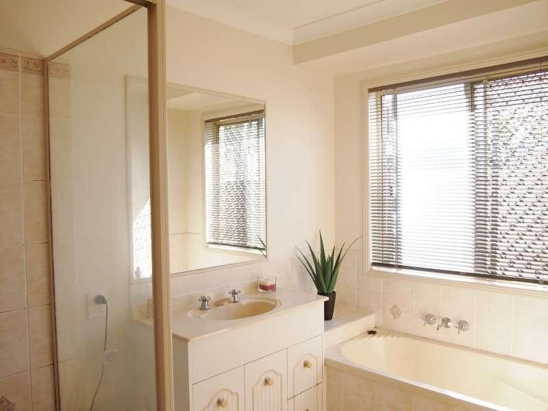 6 Deanbilla Street, Tingalpa QLD 4173