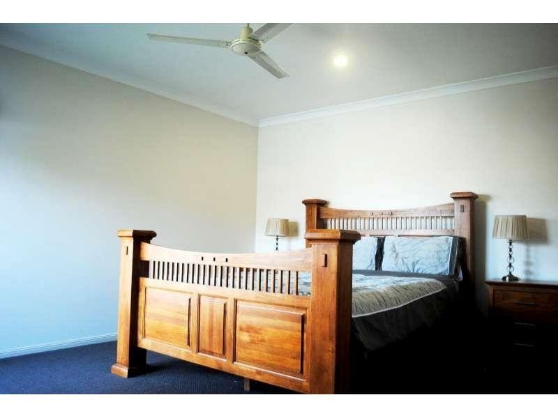 6 Deanbilla Street, Tingalpa QLD 4173