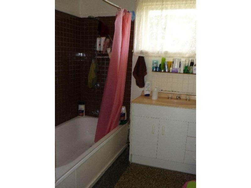 1/162 Harold Street, Holland Park QLD 4121