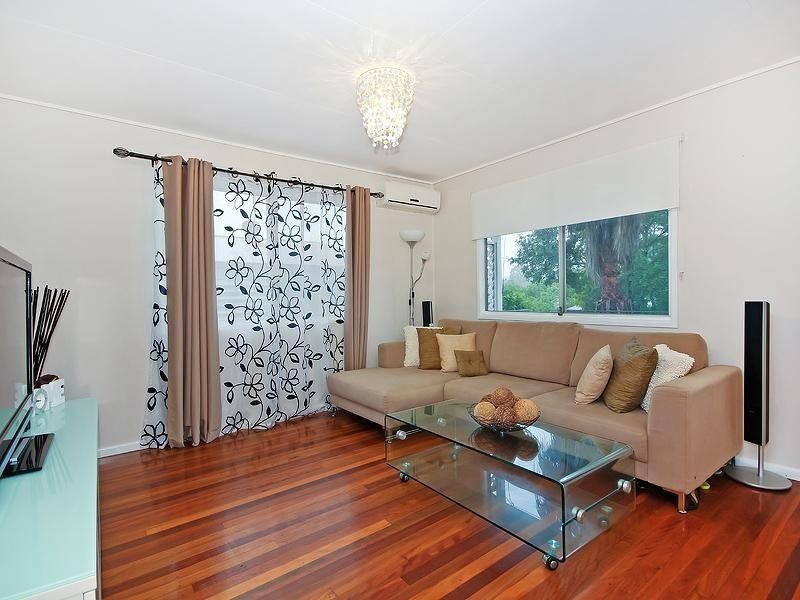 19 St Patrick Avenue, Kuraby QLD 4112