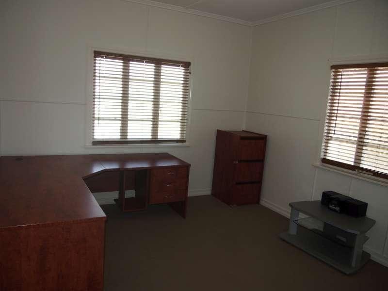 32 Miriam Street, Holland Park West QLD 4121