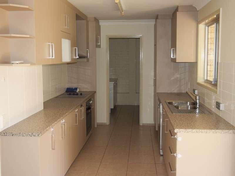 2 Rapanea Street, Algester QLD 4115