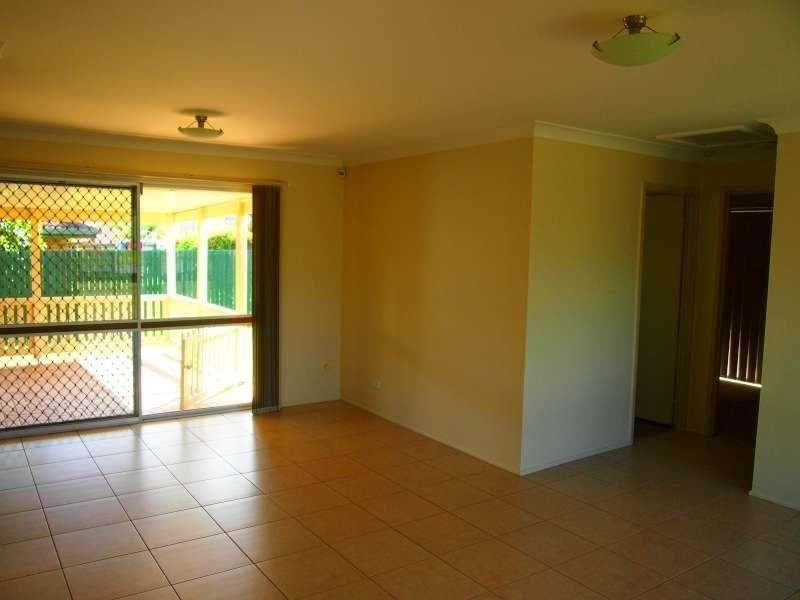 2 Rapanea Street, Algester QLD 4115