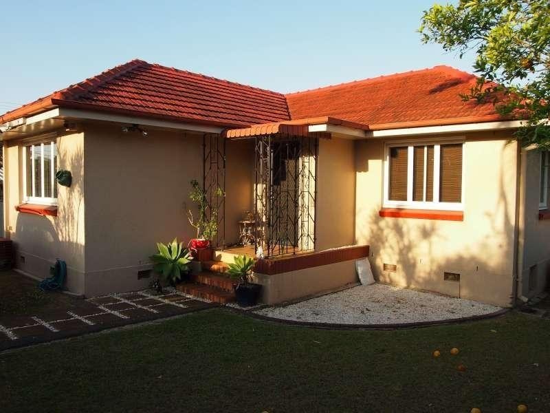6 Lynton St, Upper Mount Gravatt QLD 4122