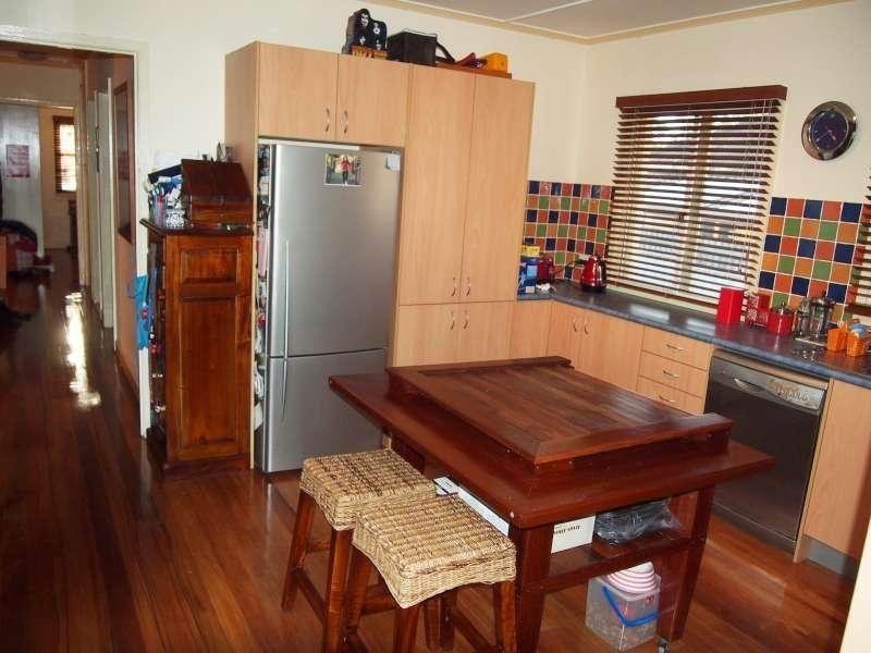 6 Lynton St, Upper Mount Gravatt QLD 4122