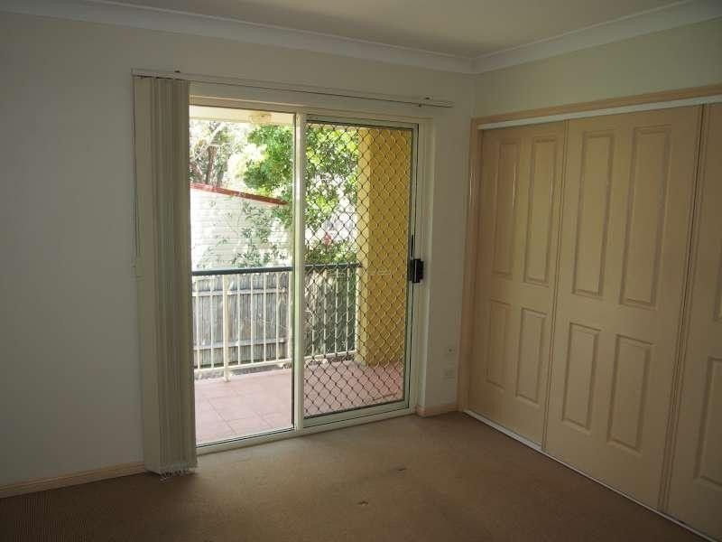 3/15 Wellington Street, Coorparoo QLD 4151