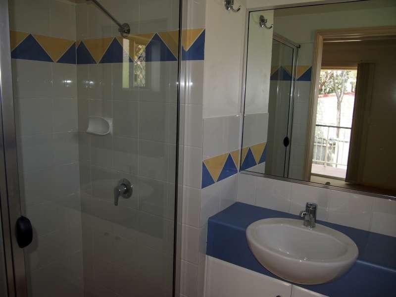 3/15 Wellington Street, Coorparoo QLD 4151