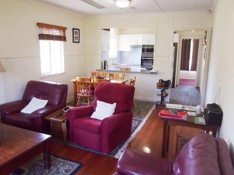 15 Monza Street, Holland Park West QLD 4121