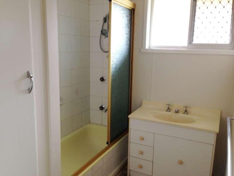 34 Cherry Street, Logan Central QLD 4114