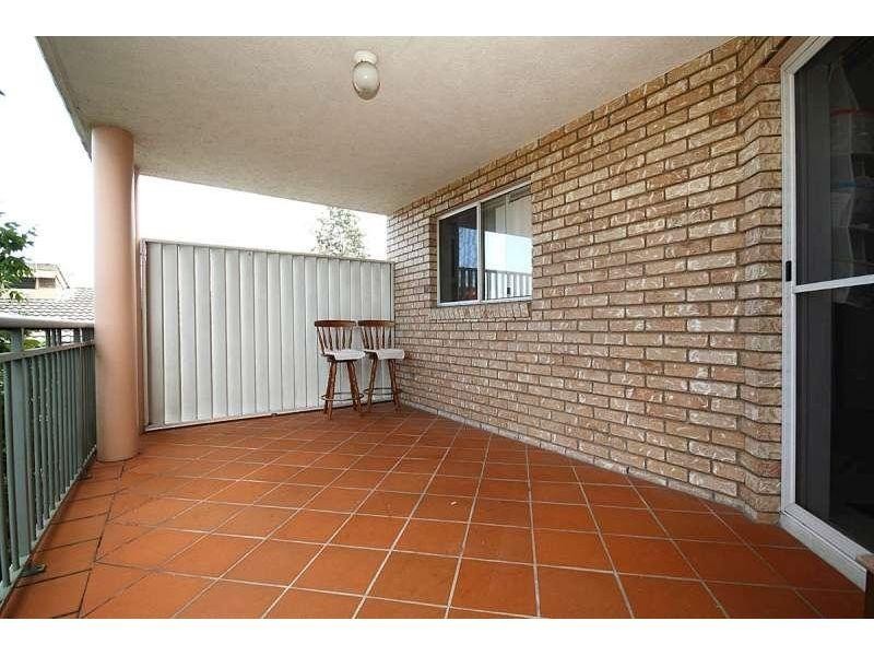 5/16 Nicklin Street, Coorparoo QLD 4151