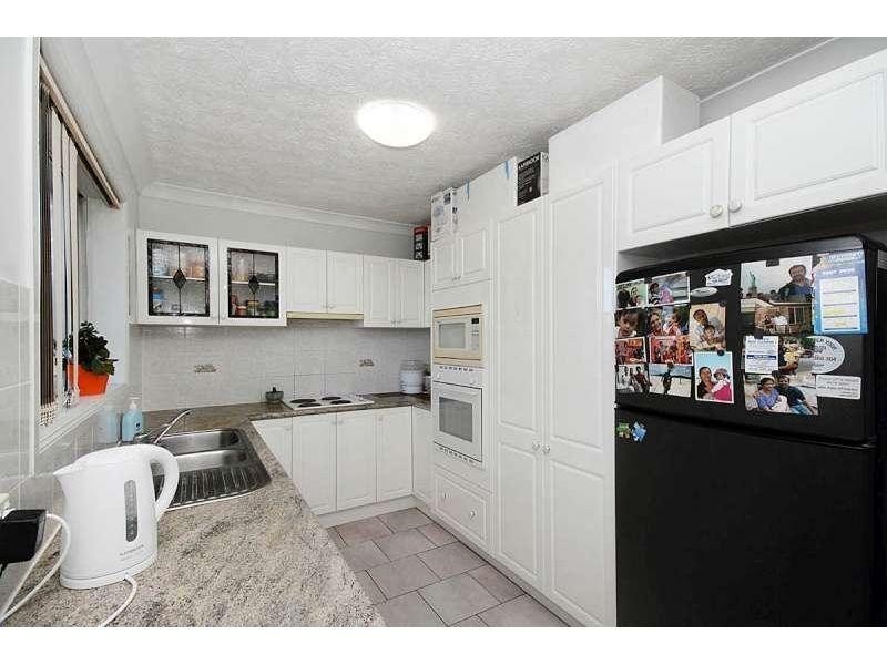 5/16 Nicklin Street, Coorparoo QLD 4151