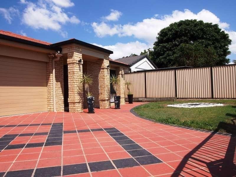 32 Wirra Circuit, Wynnum West QLD 4178