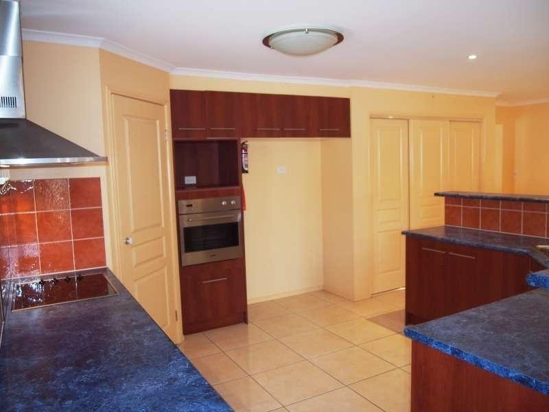 32 Wirra Circuit, Wynnum West QLD 4178