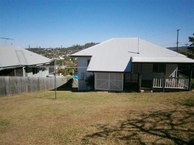 69 Armfield Street, Stafford QLD 4053