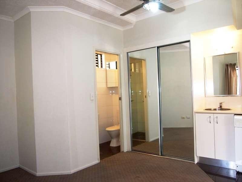 4/84 Lytton Road, East Brisbane QLD 4169