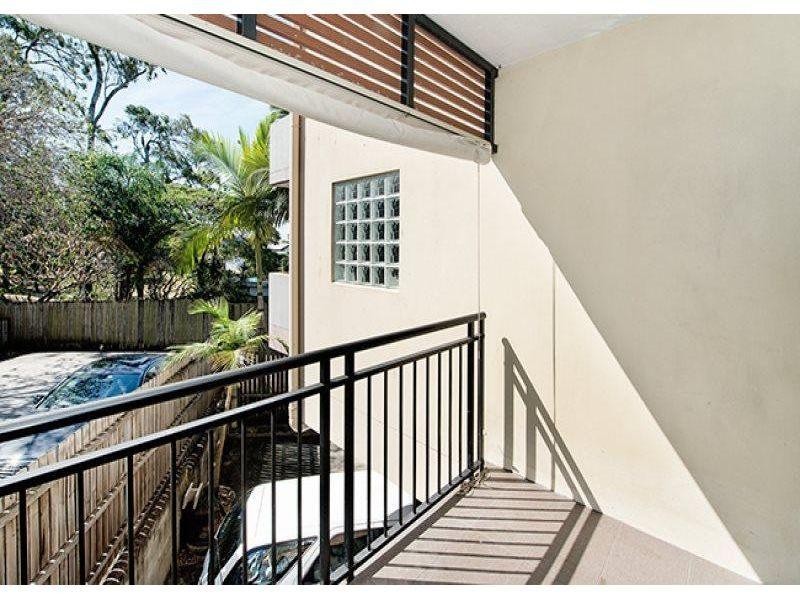 4/84 Lytton Road, East Brisbane QLD 4169