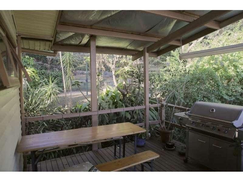 11 Sharon Street, Moorooka QLD 4105