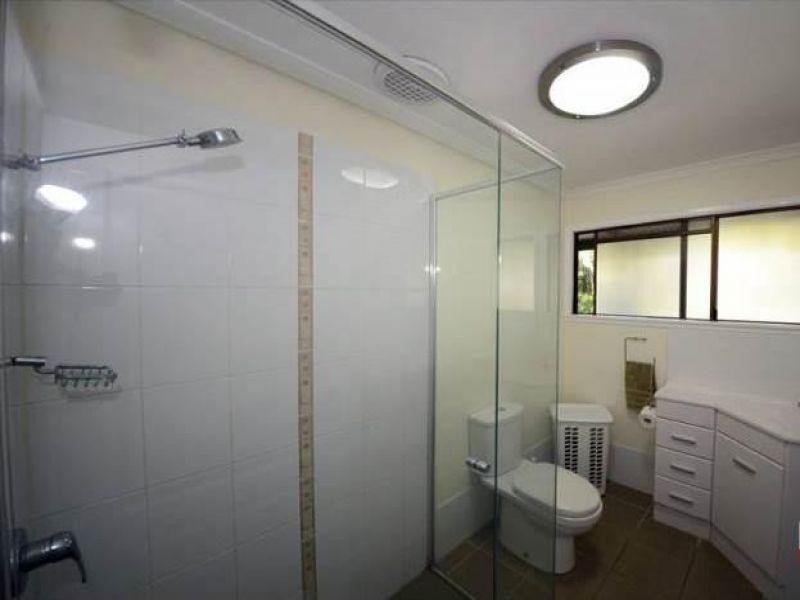 18 Welbeck Street, Logan Central QLD 4114