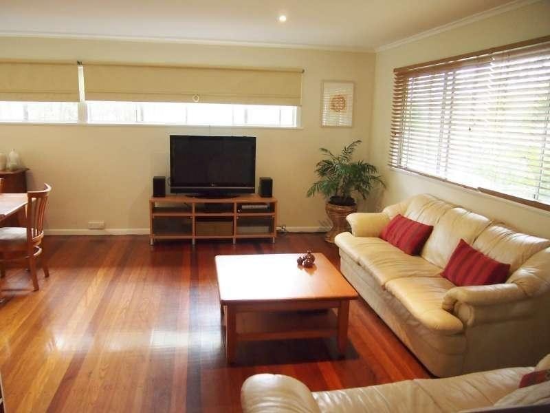 64 Oberon Street, Morningside QLD 4170