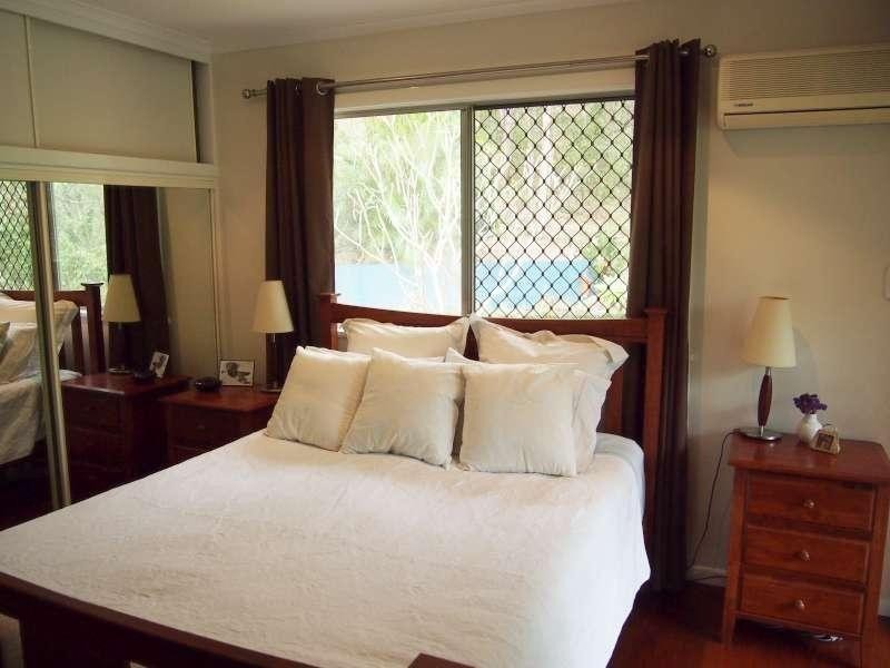 64 Oberon Street, Morningside QLD 4170