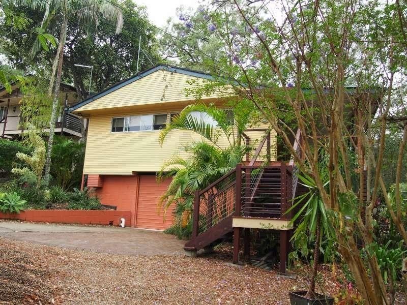 64 Oberon Street, Morningside QLD 4170