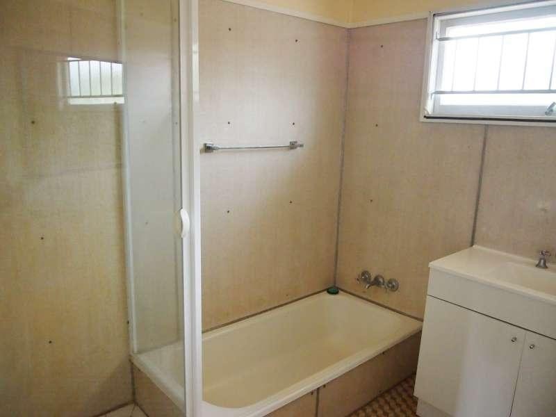 7 Middle Street, Coopers Plains QLD 4108