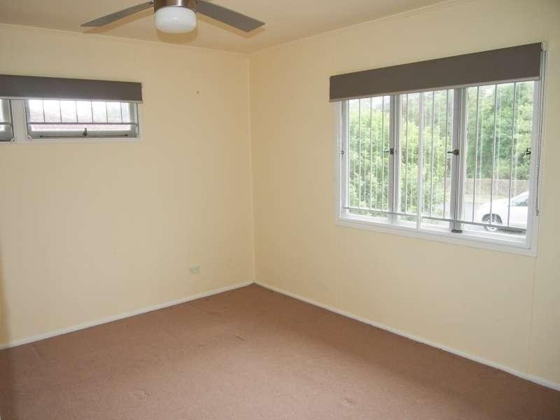 7 Middle Street, Coopers Plains QLD 4108