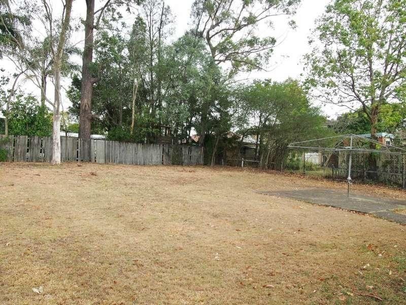 7 Middle Street, Coopers Plains QLD 4108