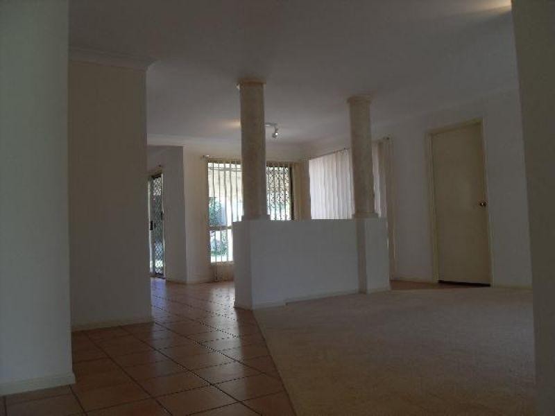 42 Silvara Circuit, Capalaba QLD 4157
