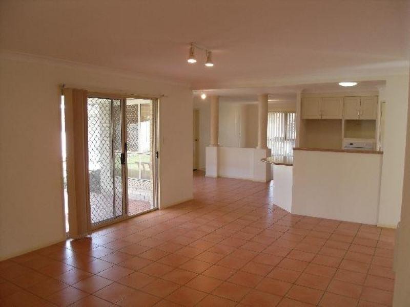 42 Silvara Circuit, Capalaba QLD 4157