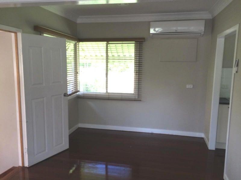 54 Illidge Street, Coorparoo QLD 4151