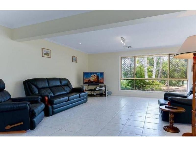 19 Zepher Court, Birkdale QLD 4159