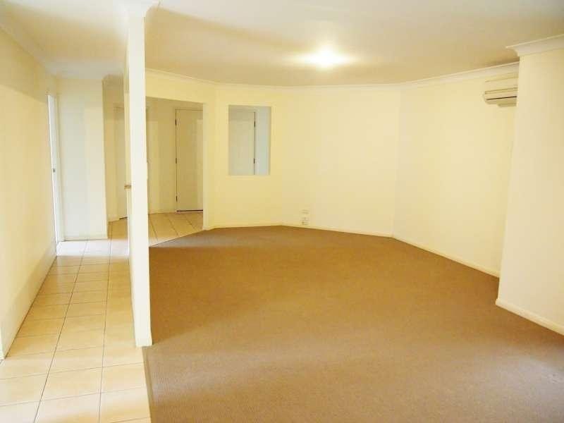 12 Apsley Crescent, Parkinson QLD 4115