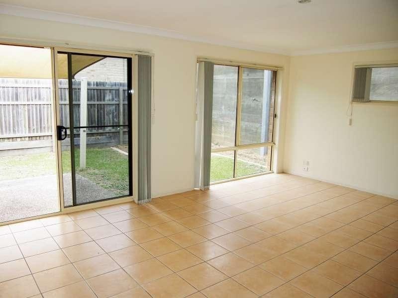 12 Apsley Crescent, Parkinson QLD 4115